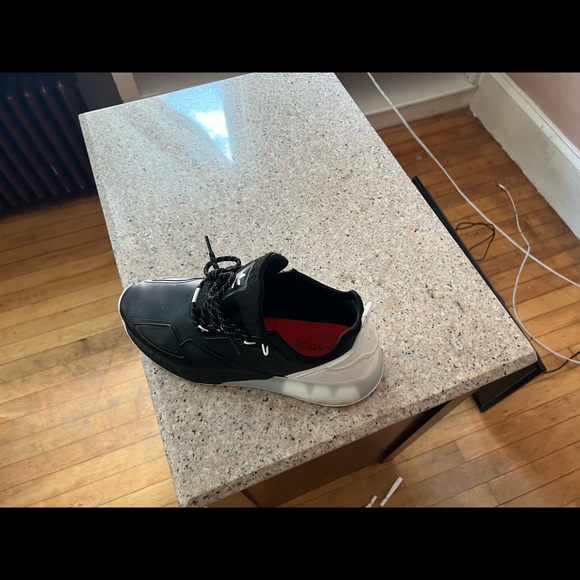 Adidas sneakers basically new just worn 3/4 tines. - Picture 3 of 4